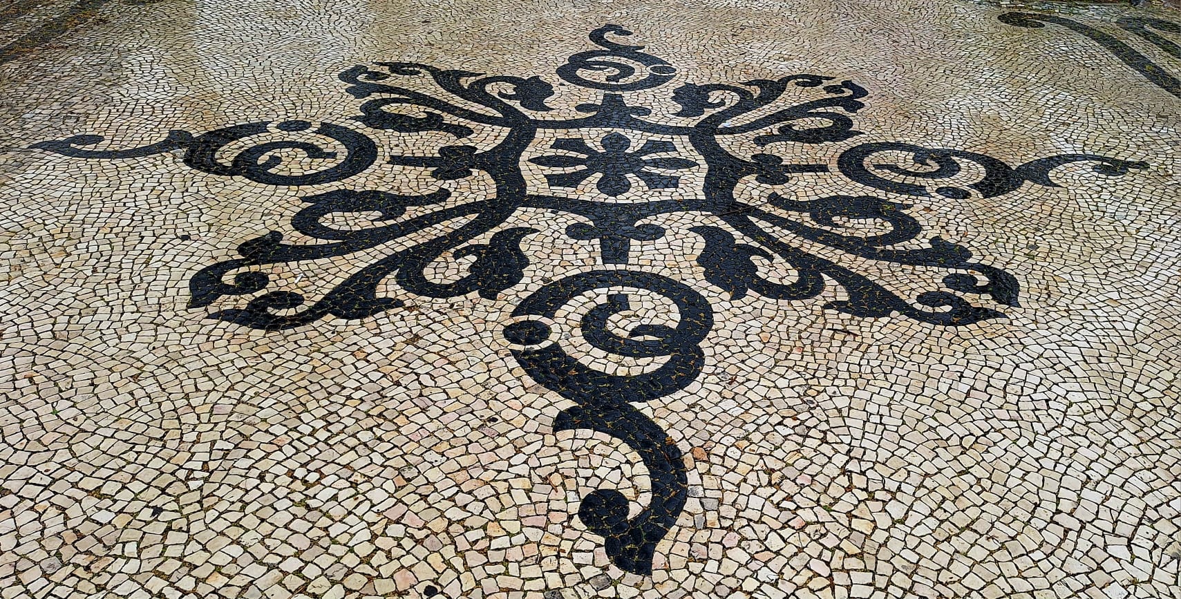 Lisbon Beyond the Script